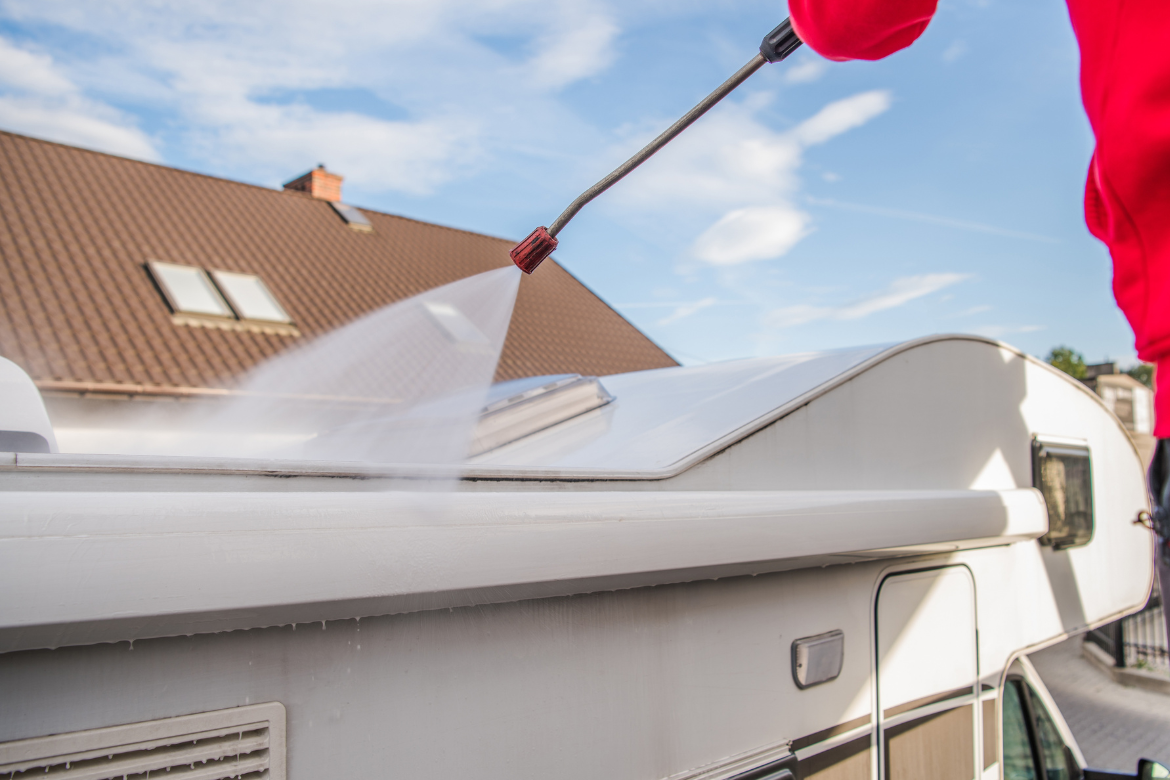 Roof Cleaning Services in Kensington